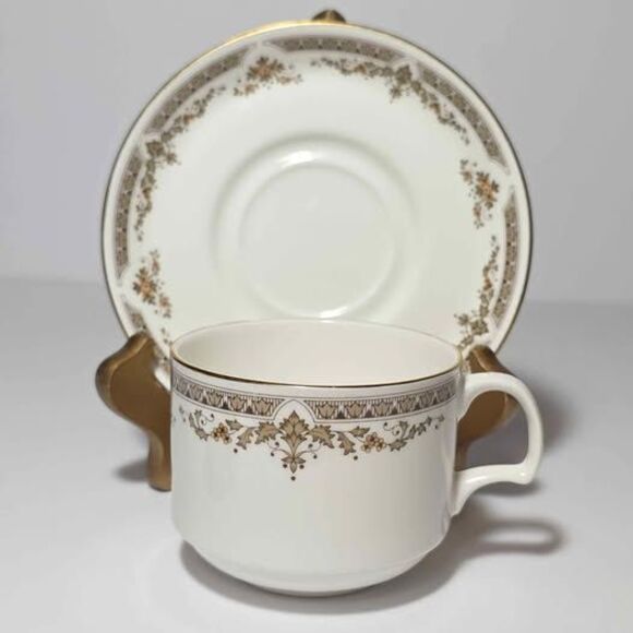 Royal Doulton Teacup and Saucer Repton Vintage - Picture 7 of 7
